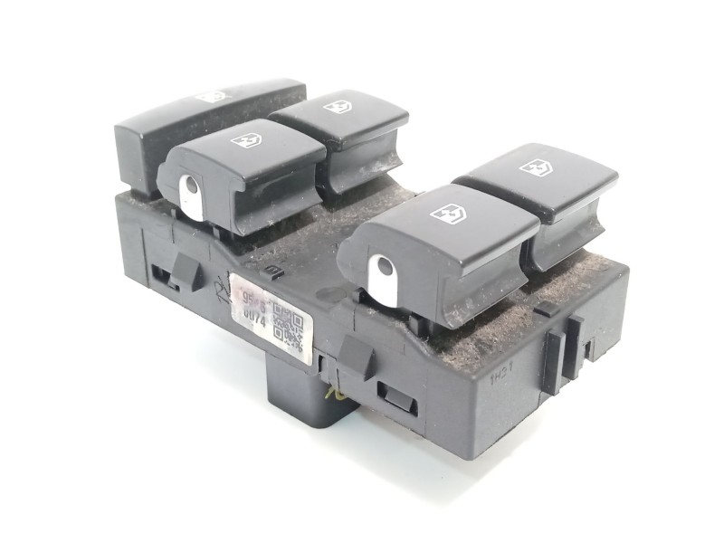 MANDO ELEVALUNAS DELANTERO IZQUIERDO 95460074 