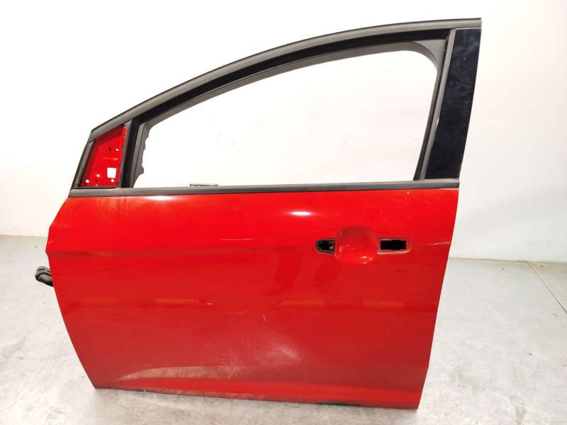 Recambio de puerta delantera izquierda para ford focus iii sedán 1.0 ecoboost referencia OEM IAM 2147846  PBM51A20125BF - Rojo 3