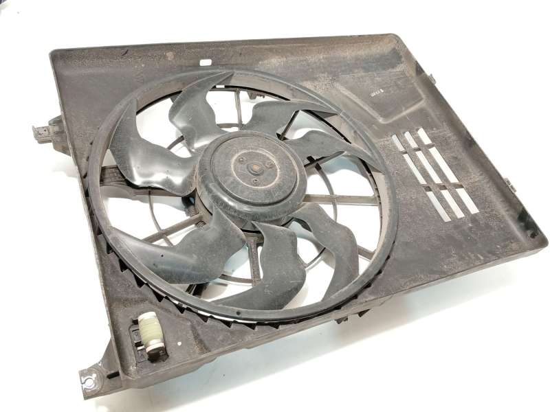Recambio de electroventilador para hyundai tucson (tl, tle) 1.6 gdi referencia OEM IAM 25304D7520 25380D7600 - Blanco 2