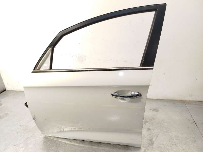 Recambio de puerta delantera izquierda para kia carens iv 1.7 crdi referencia OEM IAM 76003A4000 - Blanco 3