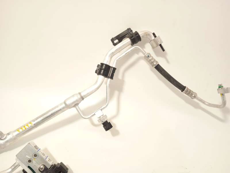 Recambio de tubos aire acondicionado para hyundai kona (os, ose, osi) ev referencia OEM IAM 97775K4010 - Blanco 3