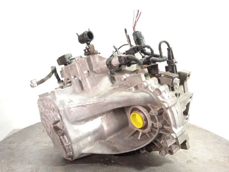 Recambio de caja cambios para kia cee'd 1.6 crdi cat referencia OEM IAM 4300023310 2