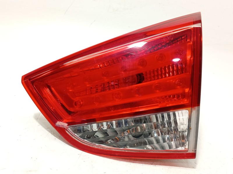 PILOTO TRASERO DERECHO INTERIOR 924062Y0 924062Y000 