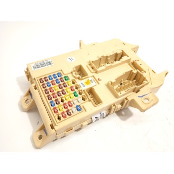 Recambio de caja reles / fusibles para kia carens iv 1.7 crdi referencia OEM IAM 91950A4510  
