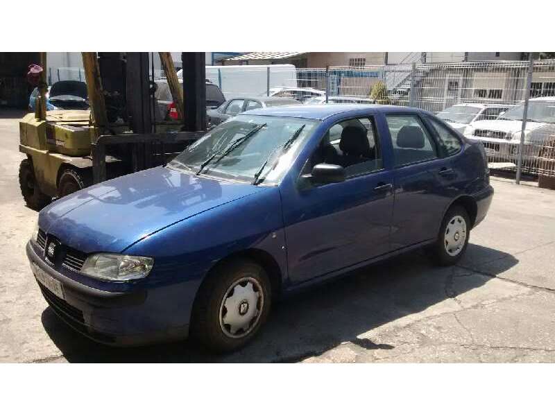 SEAT CORDOBA BERLINA (6K2)