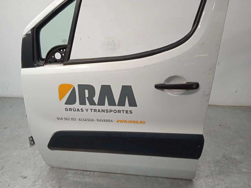 Recambio de puerta delantera izquierda para peugeot partner kasten confort l1 referencia OEM IAM 9002Z3 - Blanco 3