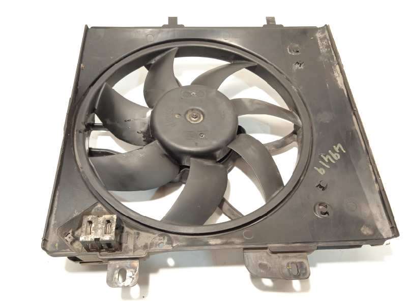 Recambio de electroventilador para peugeot 208 active referencia OEM IAM 9675280980 - Blanco 2