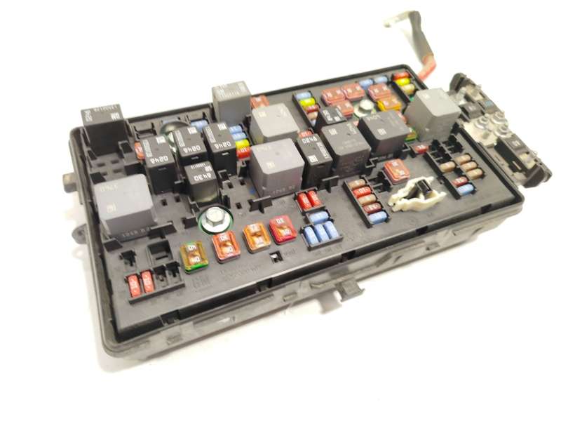 CAJA RELES / FUSIBLES 13255300 