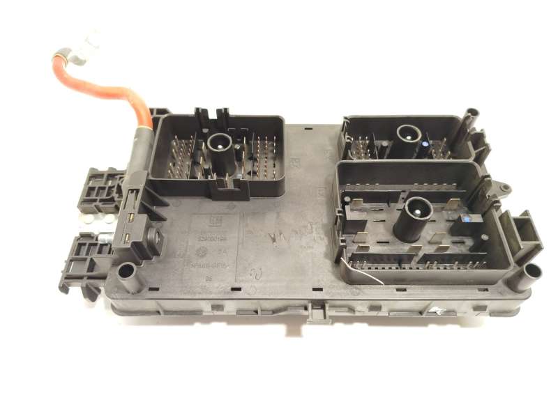 Recambio de caja reles / fusibles para opel insignia a (g09) 2.0 cdti (68) referencia OEM IAM 13255300 - Negro 2