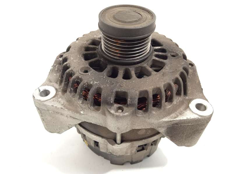 Recambio de alternador para ssangyong actyon i 2.0 xdi referencia OEM IAM A6641540102 2