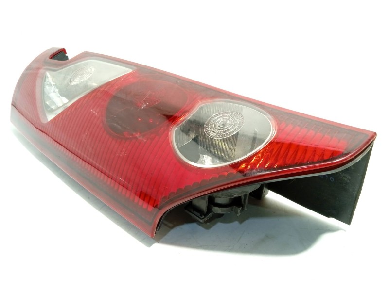 PILOTO TRASERO IZQUIERDO 8200419949 