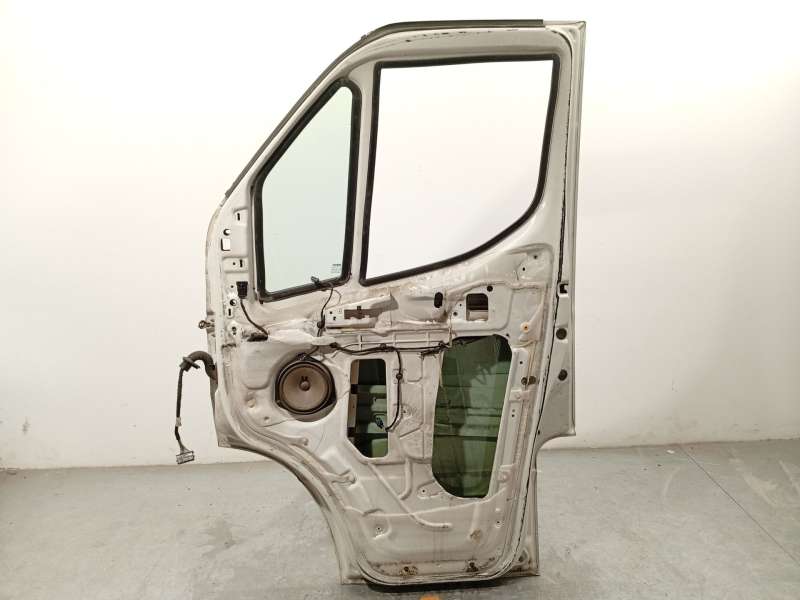 Recambio de puerta delantera derecha para iveco daily vi furgoneta 33s13, 35s13, 35c13 referencia OEM IAM 5801519999 - Blanco 5