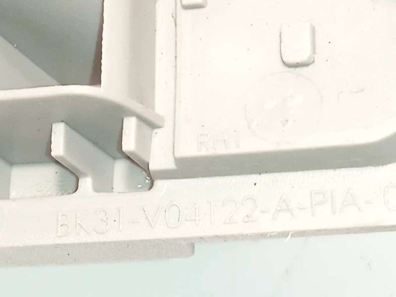 Recambio de parasol derecho para ford transit pritsche (ttg) 2.2 tdci cat referencia OEM IAM BK31V04122APIA01  2643822 - Blanco 4