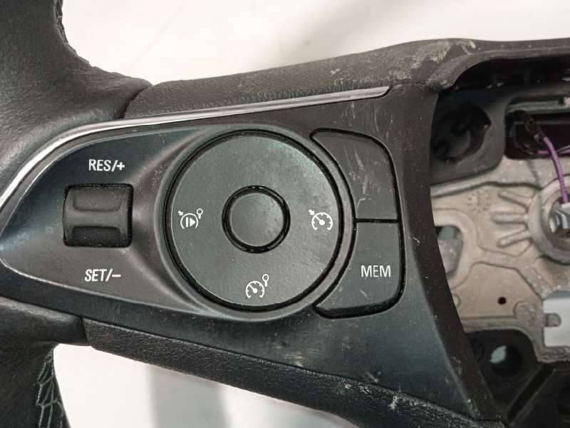 Recambio de volante para opel crossland x 1.2 referencia OEM IAM 39172771 - Gris 2