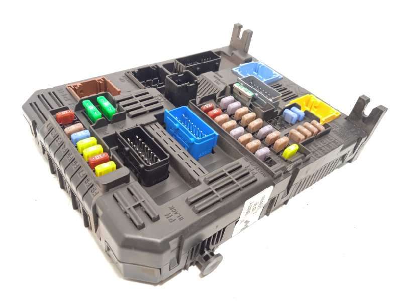 Recambio de caja reles / fusibles para citroën c4 picasso 1.2 12v e-thp referencia OEM IAM 9819851380 28550133 1663368880 - Azul