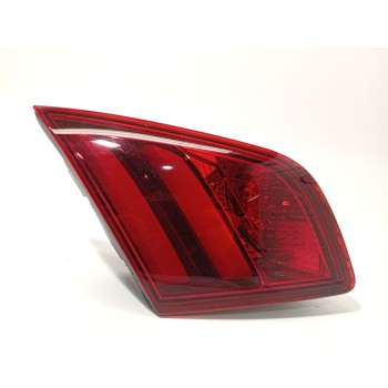 PILOTO TRASERO IZQUIERDO INTERIOR 9677818380 81260101