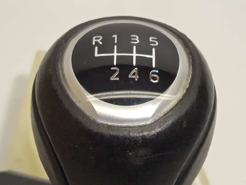 Recambio de palanca cambio para mazda 2 lim. () 1.5 diesel cat referencia OEM IAM DA7H46100 - Rojo 3