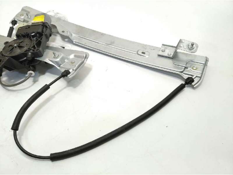 Recambio de elevalunas delantero derecho para ford kuga (cbs) trend referencia OEM IAM 1944391 - Blanco 2