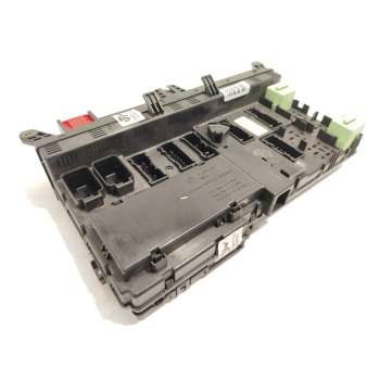 CAJA RELES / FUSIBLES 6907395 61136907395 