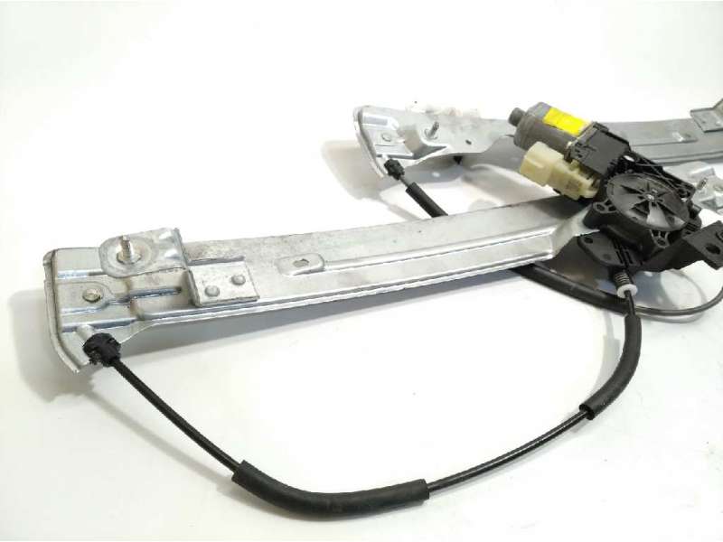 Recambio de elevalunas delantero derecho para ford kuga (cbs) trend referencia OEM IAM 1944391 - Blanco 3