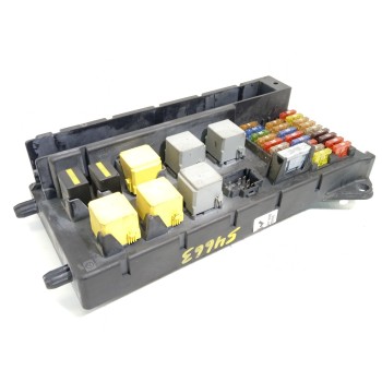 CAJA RELES / FUSIBLES A9065454201 518817507