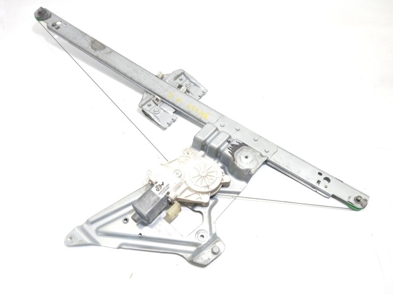 ELEVALUNAS DELANTERO IZQUIERDO A9067200046 A0068205442