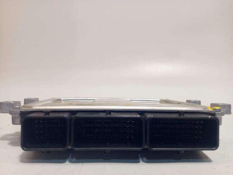 Recambio de centralita motor uce para renault clio iv 0.9 referencia OEM IAM 237105499R 237102982S 283162695 - Blanco 3