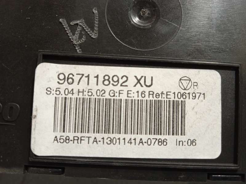 Recambio de mando climatizador para citroën c3 picasso exclusive referencia OEM IAM 96711892XU 6452Q3 - Gris 5