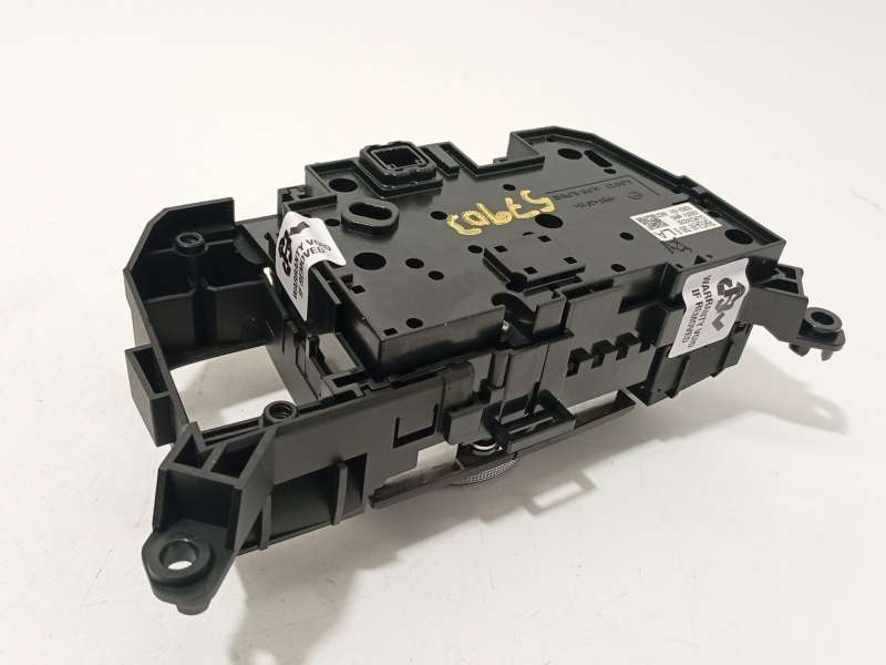 Recambio de mando multifuncion para mazda mazda 3 sedan 2.5 e-skyactiv-g referencia OEM IAM BHSA66CM0B 4
