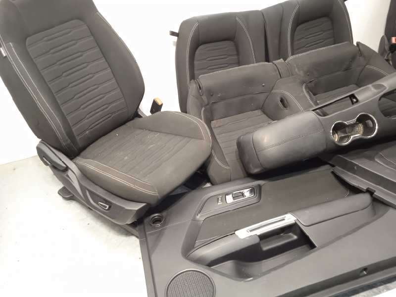 Recambio de juego asientos completo para ford mustang basis referencia OEM IAM FR3Z9661711G FR3Z9661710A FR3Z6363160B - Rojo 2