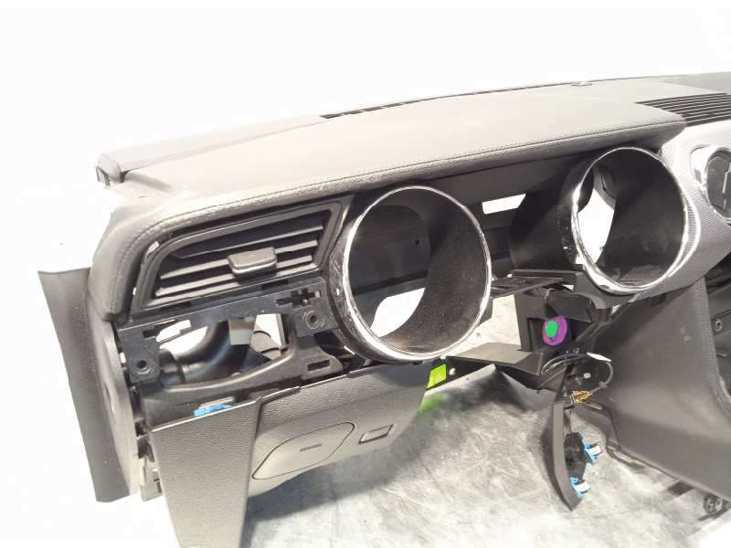 Recambio de salpicadero para ford mustang basis referencia OEM IAM FR3Z6304320AA - Rojo 2