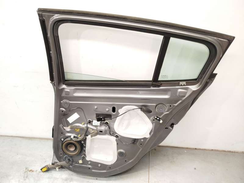Recambio de puerta trasera derecha para renault megane iii hatchback (bz0/1_, b3_) 1.5 dci referencia OEM IAM 821006014R 5