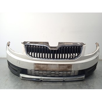 Recambio de paragolpes delantero para skoda octavia iii combi (5e5, 5e6) 2.0 tdi 4x4 referencia OEM IAM 5E0807217K  