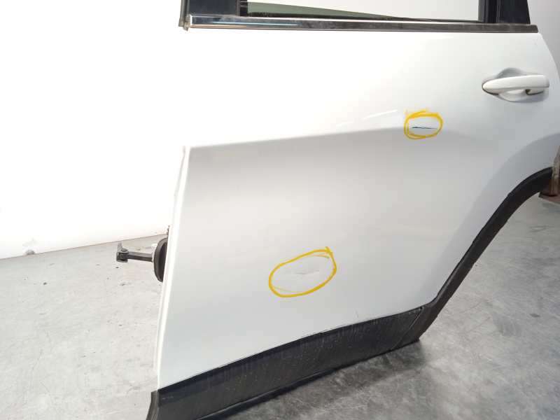 Recambio de puerta trasera izquierda para jeep cherokee limited 4wd referencia OEM IAM K68640465AA K68258507AC 2