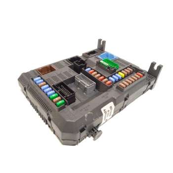 CAJA RELES / FUSIBLES 9678355980 