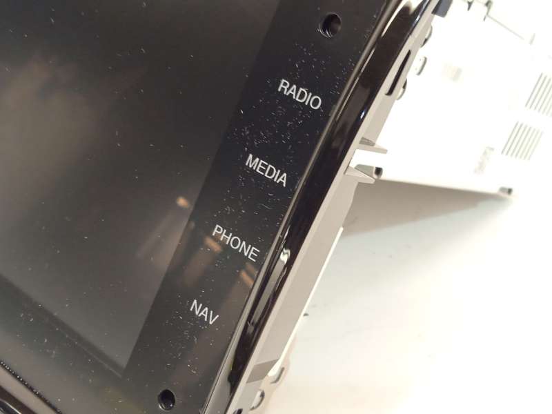 Recambio de sistema navegacion gps para opel movano c furgoneta (u9) 2.2 d referencia OEM IAM 14411884ZD 1690682580 7357876430 4