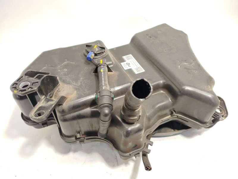 Recambio de deposito aditivo fap adblue para volkswagen touran (5t1) 2.0 tdi referencia OEM IAM 5QA131877D - Azul 2