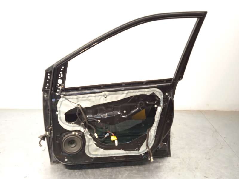 Recambio de puerta delantera derecha para ssangyong actyon i 2.0 xdi referencia OEM IAM 6202109001 6