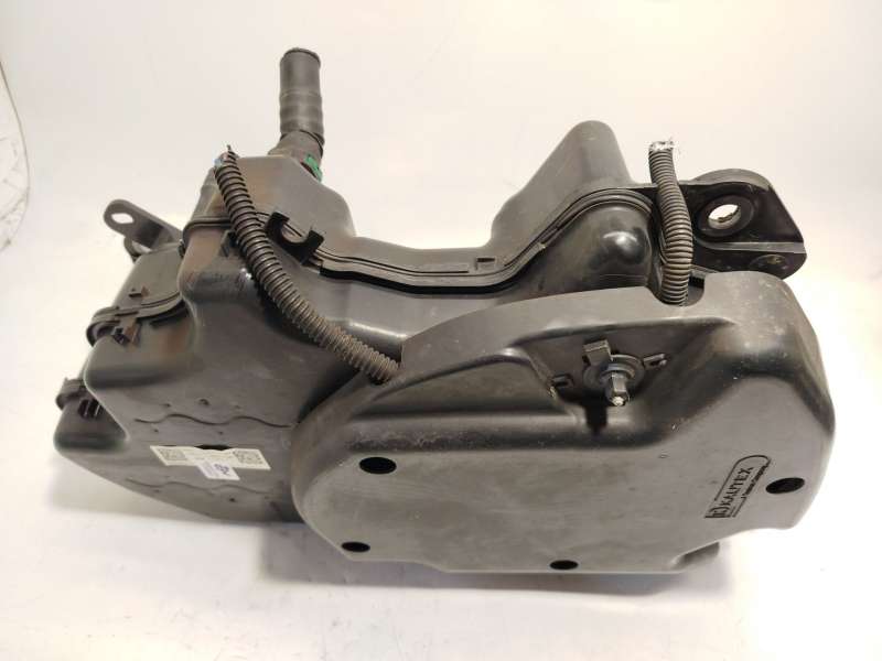 Recambio de deposito aditivo fap adblue para volkswagen touran (5t1) 2.0 tdi referencia OEM IAM 5QA131877D - Azul 3