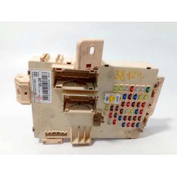 CAJA RELES / FUSIBLES 91950A2130 