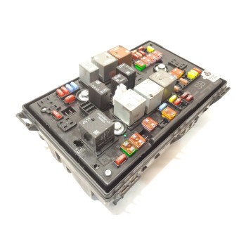 CAJA RELES / FUSIBLES 13343980 1110079AA