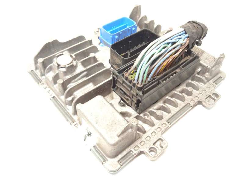 Recambio de centralita motor uce para opel astra j sports tourer 1.6 cdti dpf referencia OEM IAM 55486549 55591599 395357783 - Blanco 4