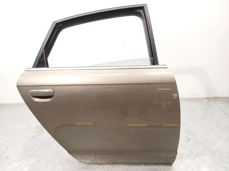 PUERTA TRASERA DERECHA 4F0833052G 