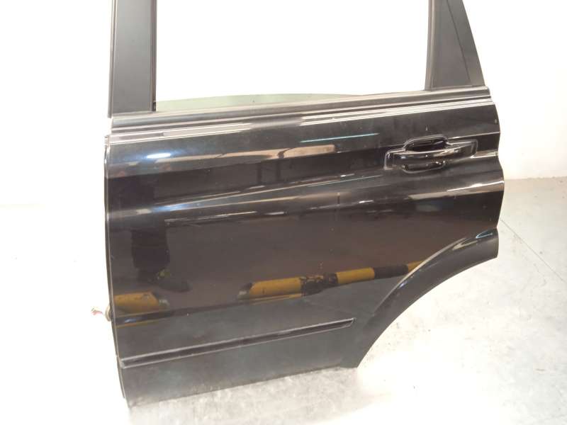 Recambio de puerta trasera izquierda para ssangyong actyon i 2.0 xdi referencia OEM IAM 6301131000 2