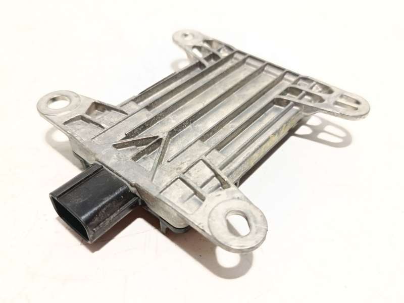 Recambio de modulo electronico para mazda mazda 3 sedan 2.5 e-skyactiv-g referencia OEM IAM KR9P67Y30K 4