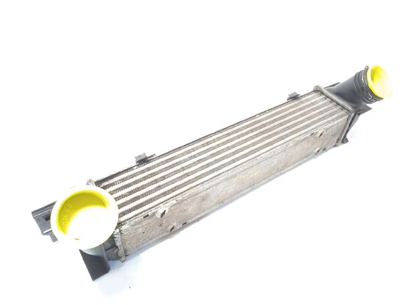 Recambio de intercooler para bmw serie 3 berlina (e90) 318d referencia OEM IAM 3213329 17517524916 3093796 2