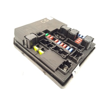 CAJA RELES / FUSIBLES 284B71KA0D 