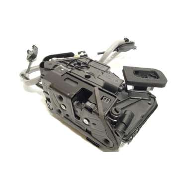 CERRADURA PUERTA TRASERA DERECHA 5TA839016L 
