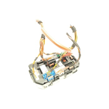 Recambio de caja reles / fusibles para bmw 1 (f20) 116 d referencia OEM IAM 9389068 61149389068 