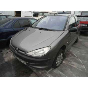 PEUGEOT 206 BERLINA